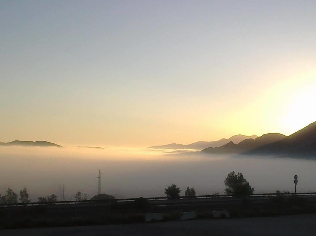 Отель La Sierra Антекера Экстерьер фото